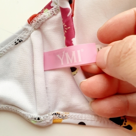 YMI Floral Polka Dots Cutout Bandeau Bikini Top/M - Picture 9 of 12